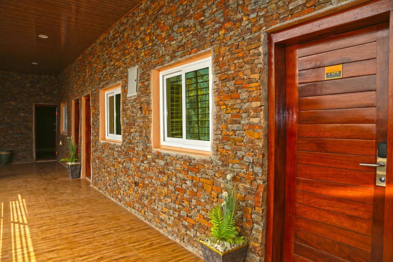 Grand Star Hotel North Legon Extérieur photo