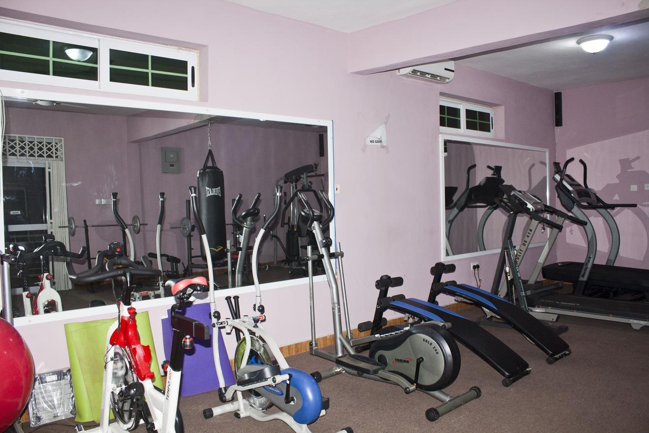 Grand Star Hotel North Legon Extérieur photo