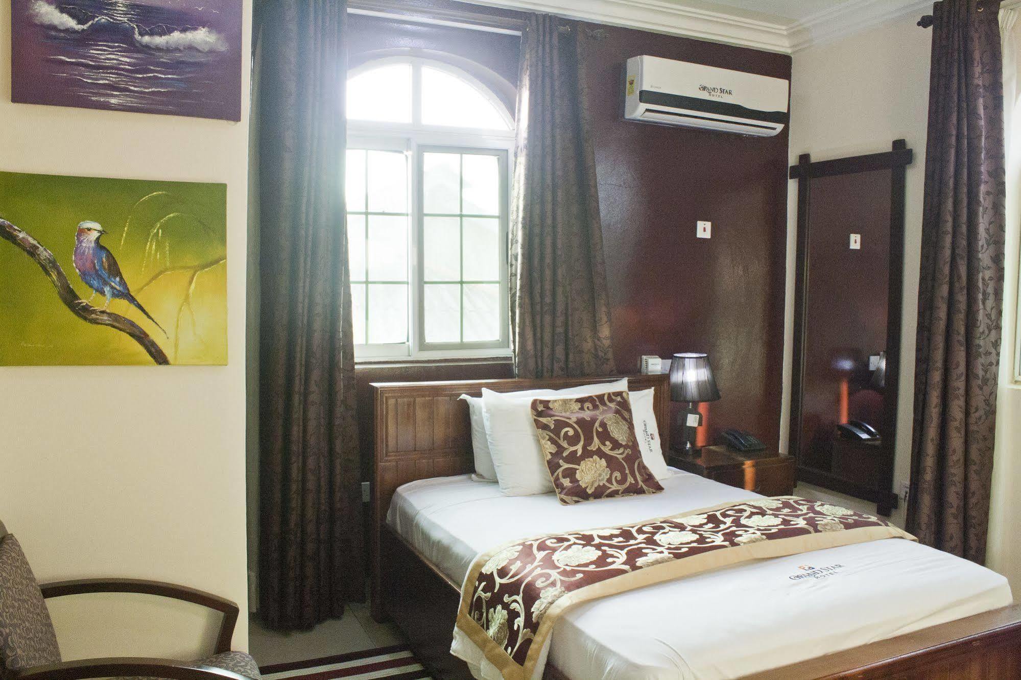Grand Star Hotel North Legon Extérieur photo