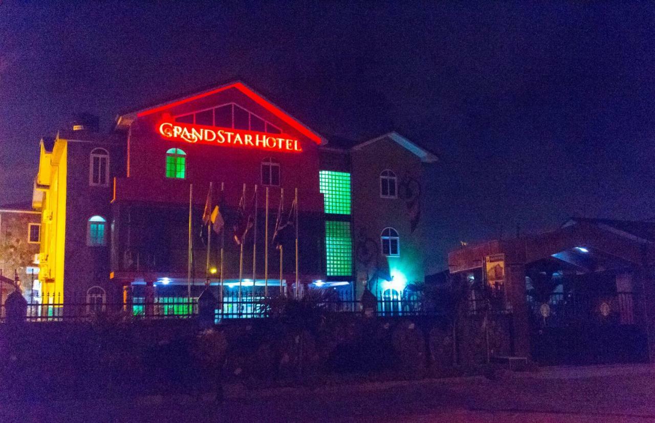 Grand Star Hotel North Legon Extérieur photo